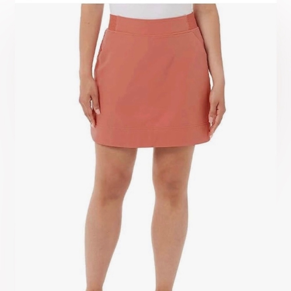 32 degrees skort - Sz M. Like new